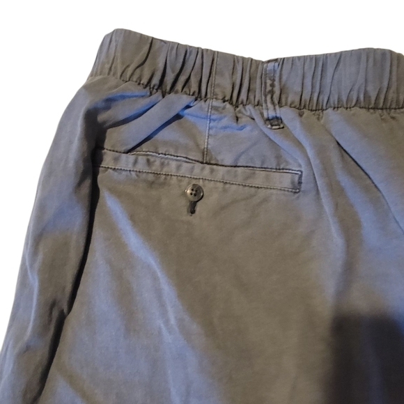 Old Navy Women's Gray Everyday Shorts Size 4X - Picture 6 of 8